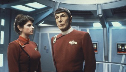 st2  kirstie  alley and  leonard  nimoy