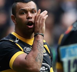 Heading home: Kurtley Beale.