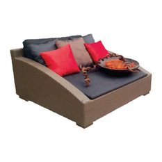 Terra Daybed - Outdoor Lounges