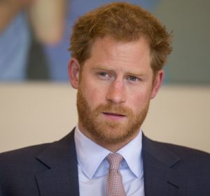 "Poor chap". Hewitt said the persisent rumours were hard on Prince Harry. 