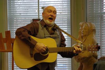 Albert Thompson singing at the launch of the Invisible Histories exhibition