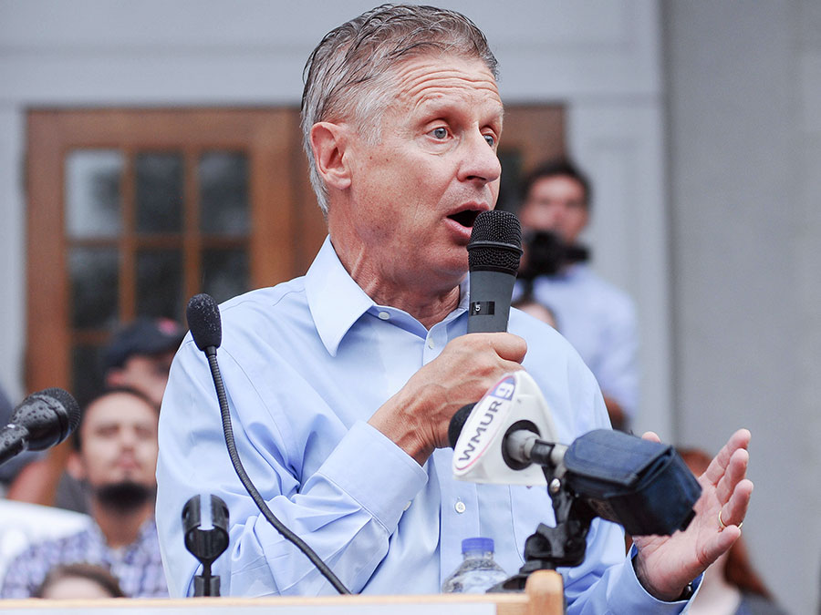 Libertarian presidential candidate Gary Johnson speaks in Concord, New Hampshire, on August 25, 2016.