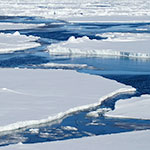 Cracked ice in Arctic Ocean (ice floe; ice flow; ice formation; melting ice; glacier)