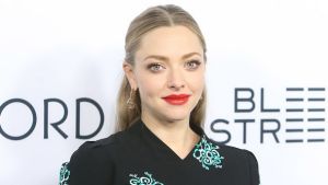 Amanda Seyfried arrives at the Los Angeles premiere of The Last Word.