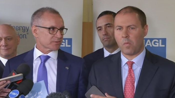 SA Premier Jay Weatherill serves Federal Energy Minister Josh Frydenberg