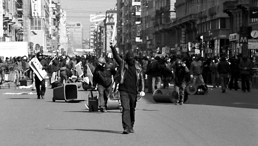 Πρόταση για μια διεθνή συζήτηση σχετικά με την κατασταλτική αναδιάρθρωση