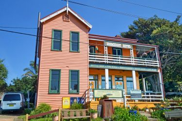 The Dromedary Hotel is for sale in Central Tilba.