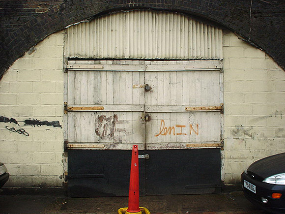 Brixton Station Road railway arches - archive photos of a lost Brixton, London UK taken in January 2001