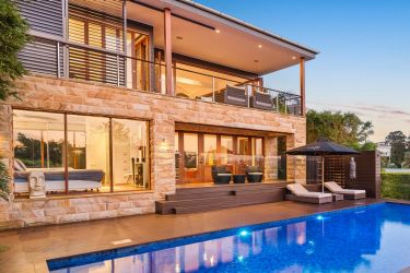 Secure Parking CEO Garth Mathews selling his Mona Vale mansion