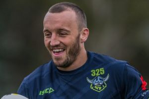 Canberra Raiders hookerJosh Hodgson is keen to play in the Pacific Test against Samoa.