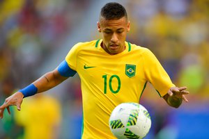 Brasilia - Neymar controls the ball ahead Rio Olympics 2016 in a match against South Africa at Mane Garrincha Stadium, Brazil