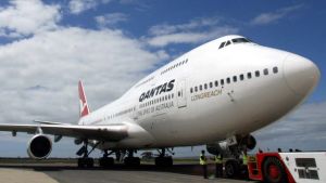 Qantas is replacing its 747s with 787-9 Dreamliners.