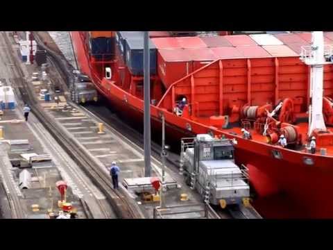 Panama Canal Ship Accident 2014