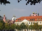 Landtag und Hundertwasserhaus.jpg