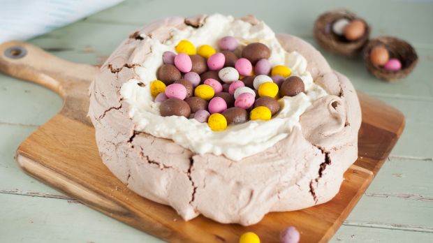 easter choc pavlova nest