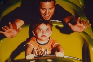 Funny theme park ride photos. 