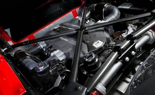 Lamborghini Developing World-First Carbon Conrod Engine