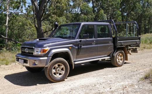 2017 Toyota LandCruiser 79 GXL Dual Cab Review | An Essential Addition To Any Outback-Aussie Toolkit