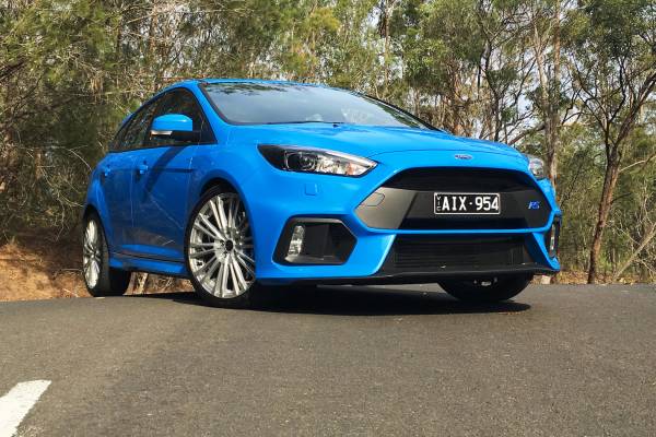 Ford Focus RS REVIEW | Simply Brilliant - An AWD ‘Power-on Oversteer’ Rocket