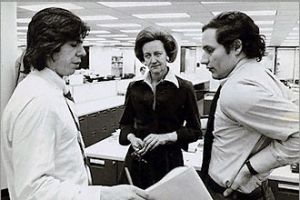 Katharine Graham with <i>Washington Post</i> reporters Carl Bernstein (left) and Bob Woodward in 1972.