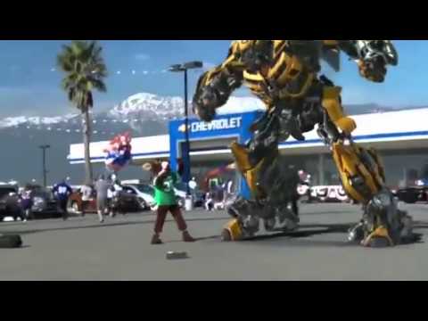 REAL TRANSFORMER - BUMBLEBEE - ANGRY ROBOT