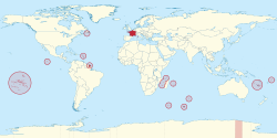 Territory of the French Republic (red)Claimed territory (Adélie Land; hatched)