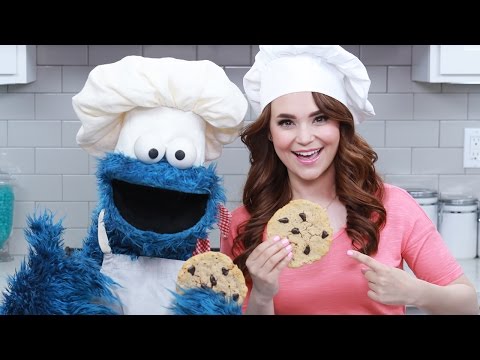 CHOCOLATE CHIP COOKIES w/ COOKIE MONSTER! - NERDY NUMMIES