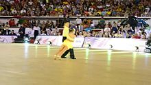 File:Bailarines de Salsa en Cali.webm