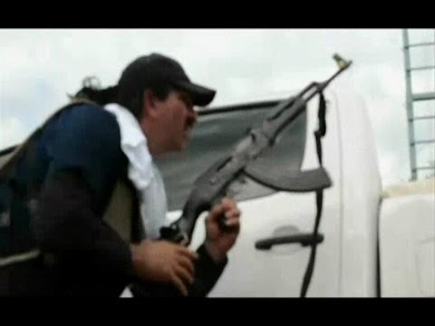 MEXICO SHOOTOUT (Vigilantes clash with drug cartel in Mexico's Michoacan)