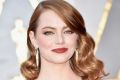 Emma Stone was very generous in her reply to the teenager who invited her to his school prom. 