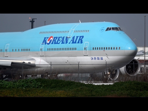 [4K] Plane Spotting at San Francisco Airport SFO, close-up, takeoff and landing