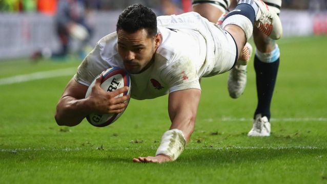 Diving in: Ben Te'o is set to wear red in New Zealand.