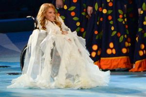 Ukrainian authorities have imposed a travel ban on Russia's Eurovision contestant Yulia Samoylova.