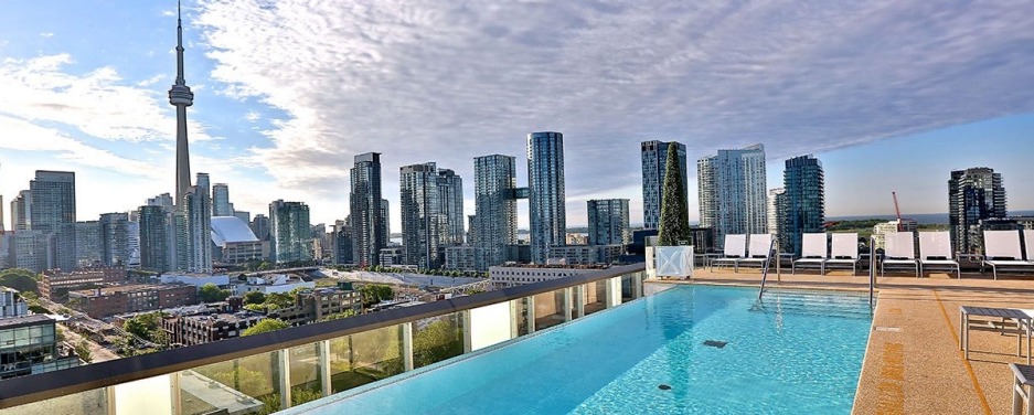 The rooftop pool at The Thompson, Toronto.