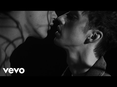 Troye Sivan - HEAVEN ft. Betty Who