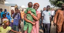 Winnie Byanyima visits Kushari, an area of Maiduguri, Northeast Nigeria. Photo: Tom Saater/Oxfam