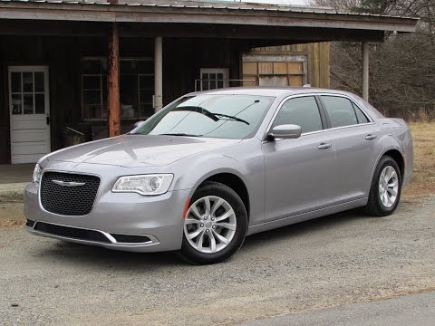 2015 Chrysler 300 Limited V6 Start Up, Road Test, and In Depth Review