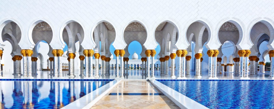 The famous Grand Mosque or Sheikh Zayed Mosque is a highlight of Abu Dhabi, UAE.