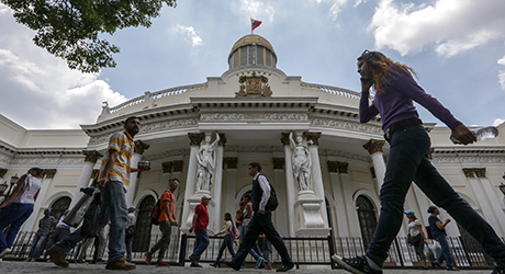  Una vista del Palacio Legislativo de la Asamblea Nacional de Venezuela (NA), en Caracas, Venezuela, 30 de marzo de 2017 © EPA/CRISTIAN HERNANDEZ