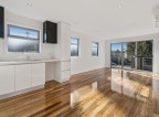 Picture of 1-3/97 Cuthbert Road, Reservoir