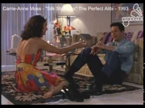 Carrie Anne Moss - Silk Stalkings - The Perfect Alibi - 1993 - Feet Soles