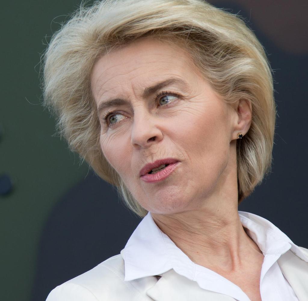 Bundesverteidigungsministerin Ursula von der Leyen (CDU)