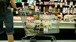 Food and drink prices fell in the March quarter, reflecting stiff competition across much of the retail sector.