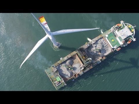 Boskalis - falllpipe vessel Seahorse at windfarm West of Duddon Sands