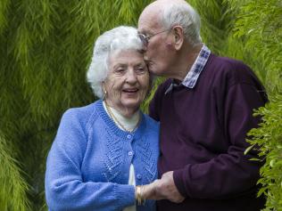 Golden oldies get married