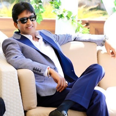 Dr Kumar Vishvas