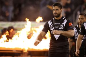 Jesse Bromwich has quit the captaincy of the Kiwis after apologising for his "poor choices".  