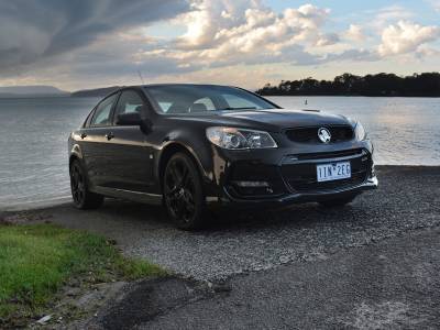 2017 Holden Commodore SS-V Redline Review | World Class Performance Sedan Waves Farewell