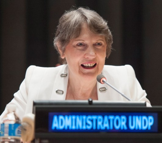 A Administradora do PNUD, Helen Clark, visita a Guiné Equatorial