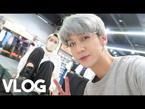 Shopping with Aoora || Vlog - Edward Avila